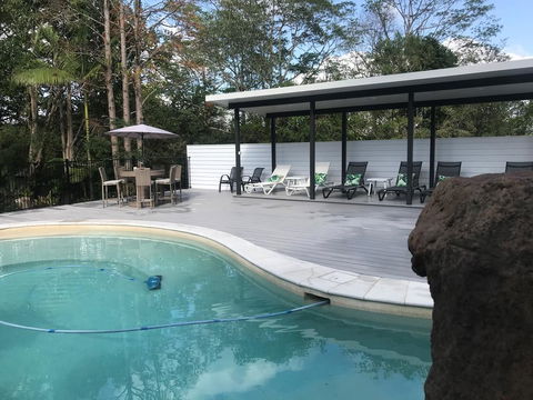 Clouds Montville - Tourism Noosa 3