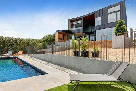 COASTAL LUXE - MT MARTHA - Tourism Noosa 0