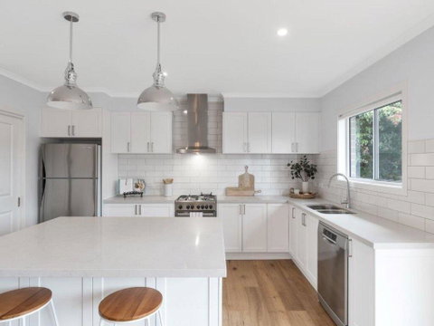 Coastal Luxury Retreat - Tourism Noosa 3