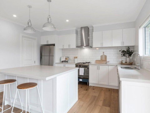 Coastal Luxury Retreat - Tourism Noosa 0