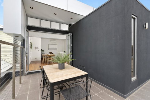 Cogens Two Bedroom Townhouse - Tourism Noosa 2