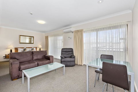 Comfort Inn Centrepoint Motel - Tourism Noosa 3