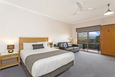 Comfort Inn Lady Augusta - Tourism Noosa 3