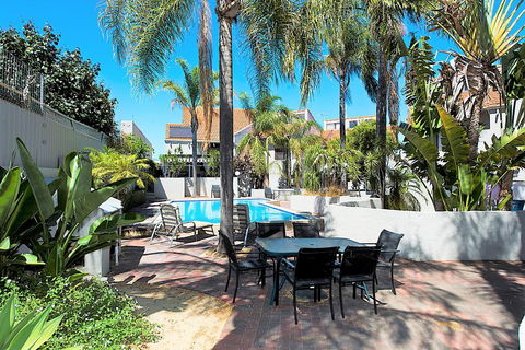 Como Mezzanine Retreat - Tourism Noosa 2