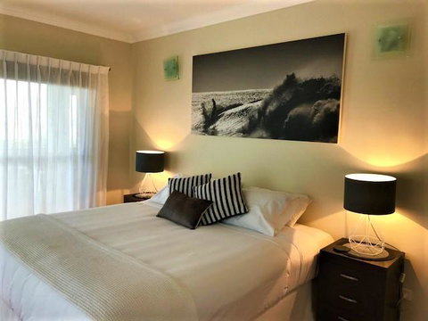 Compass Point 8 - Tourism Noosa 0