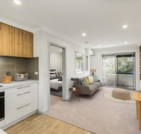 cool quiet modern secure walking distance to Perth and landmarks - Tourism Noosa