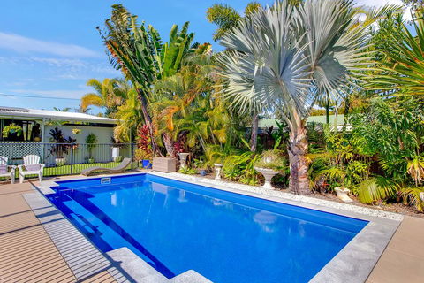Coral Inn Boutique Hotel - Tourism Noosa 1