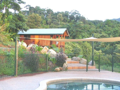 Coral Sea Views - Tourism Noosa 0