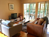 Corinda Cottage - 4 bedroom pet friendly