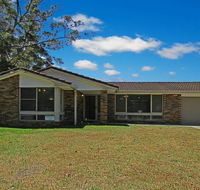 Corner Haven - family retreat with outdoor living - Tourism Noosa