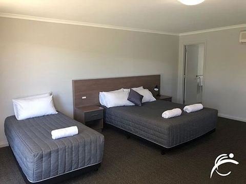 Coro Club Motel - Tourism Noosa 1