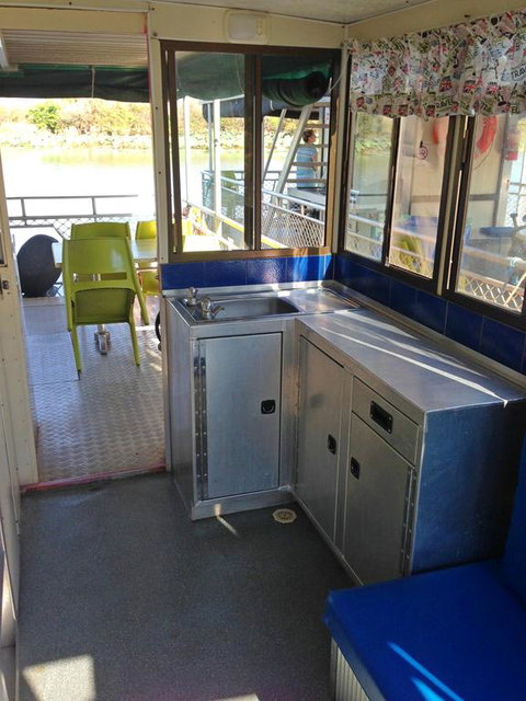 Corroboree Houseboats - Tourism Noosa 3