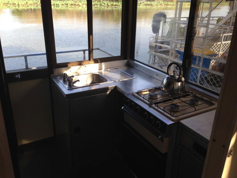 Corroboree Houseboats - Tourism Noosa 2