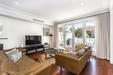 Cottesloe Aqua Retreat - Executive Escapes - Tourism Noosa 3