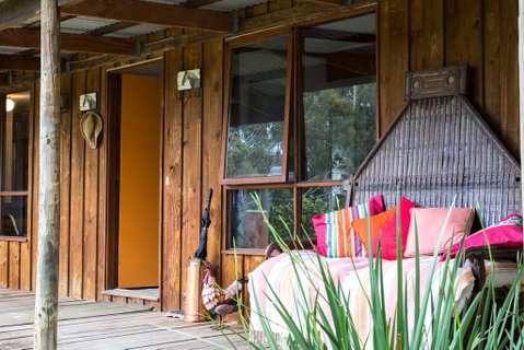 Country Lane Lysterfield - Tourism Noosa 1