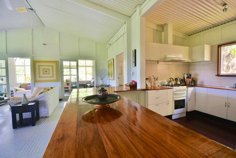 Cow Bay Hilltop Escape - Tourism Noosa 2