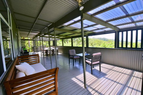Cow Bay Hilltop Escape - Tourism Noosa 3