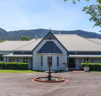 Cowley House - stunning entertainer views pool - Tourism Noosa