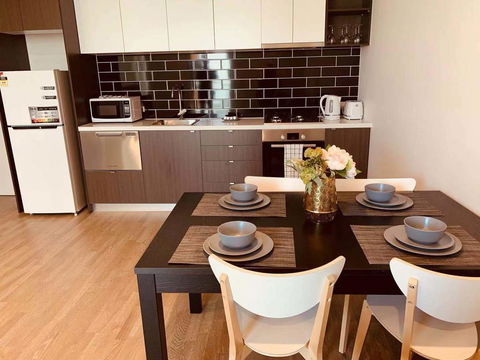 Cozy & Brand New Apt In The Heart Of Western - Tourism Noosa 2