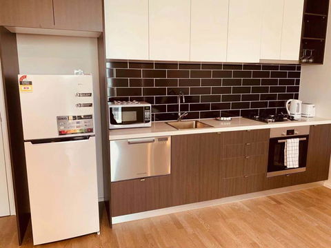 Cozy & Brand New Apt In The Heart Of Western - Tourism Noosa 1