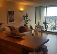 Cozy Shared Home on 11th Fl - own balcony - Tourism Noosa