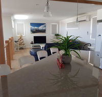 Cozzys Condo Luxury Beach House - Tourism Noosa