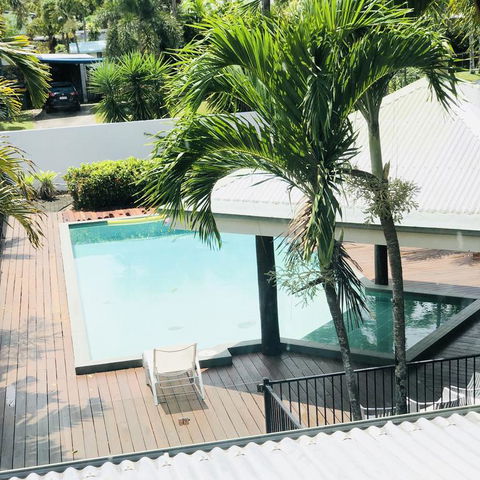 Crazy About Cairns Resort Living - 6 Bedrooms - Tourism Noosa 3