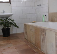 Creative 3D sculpture share - Tourism Noosa