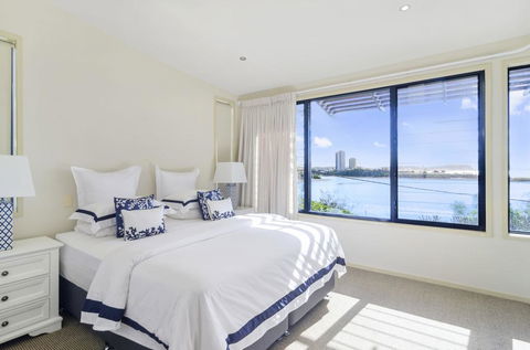 Currumbin Beachside Holiday Home - Tourism Noosa 1