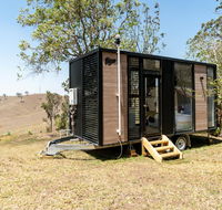 Dam It Getaway Tiny House - Tourism Noosa