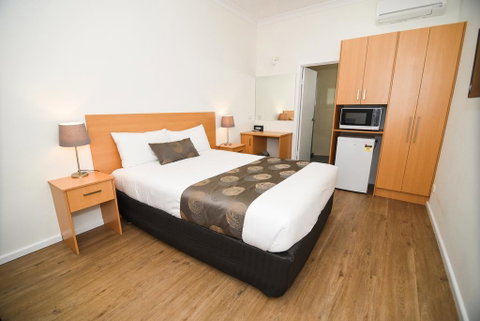 Dandenong Motel - Tourism Noosa 0