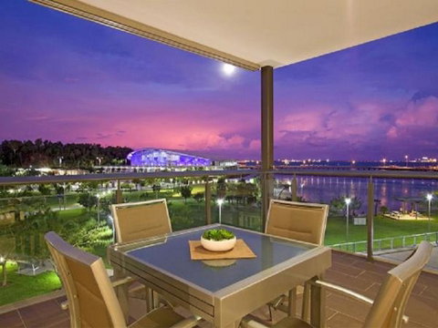 Darwin Waterfront Wharf Escape Holiday Apartments - Tourism Noosa 0