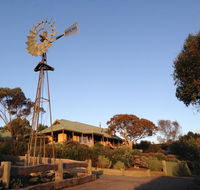 Daysy Hill Country Cottages - Tourism Noosa