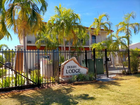 Derby Lodge Motel - Tourism Noosa 0
