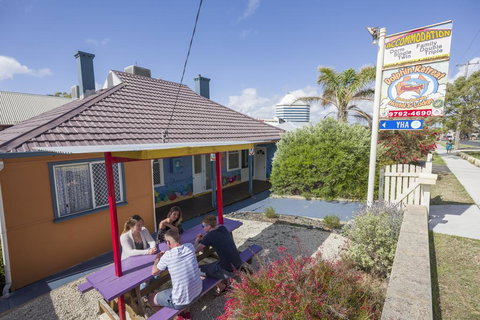 Dolphin Retreat Bunbury YHA - Tourism Noosa 1