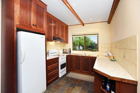 Don Carmella - Tourism Noosa 1
