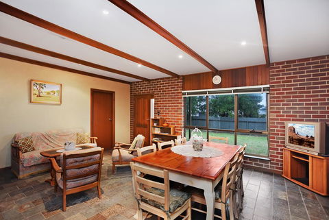 Don Carmella - Tourism Noosa 0