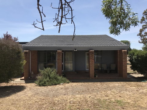 Dunolly Broadway B&B - Tourism Noosa 3