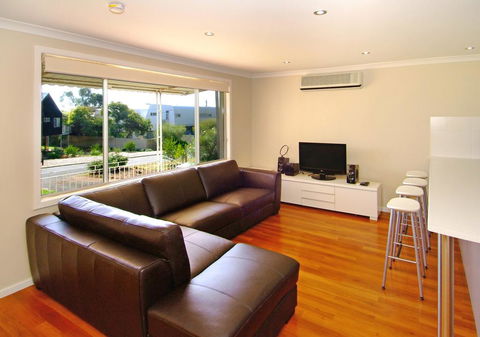 Eagle Bay Beach House - Tourism Noosa 1