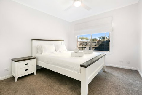 Easy Living Rosebud - Tourism Noosa 2