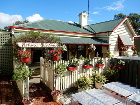 Echuca Gardens - Tourism Noosa 1