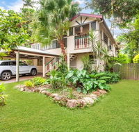Edge Hill Holiday Home / Cairns - Tourism Noosa