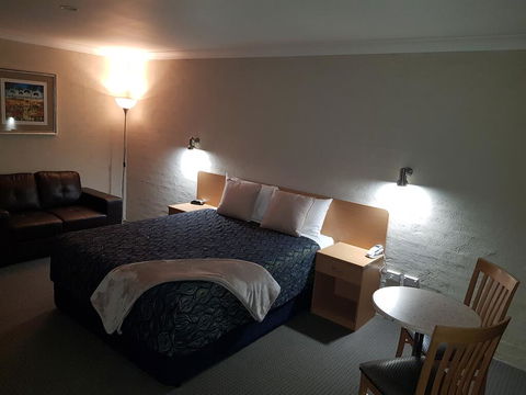 Edward Parry Motel And Apartments - Tourism Noosa 1