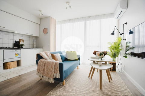 Elegant 2BR Abode Within Melbourne CBD FREE WIFI - Tourism Noosa 1