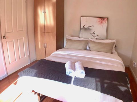 Elegant Glen House 4B5B ParkFront - Tourism Noosa 3