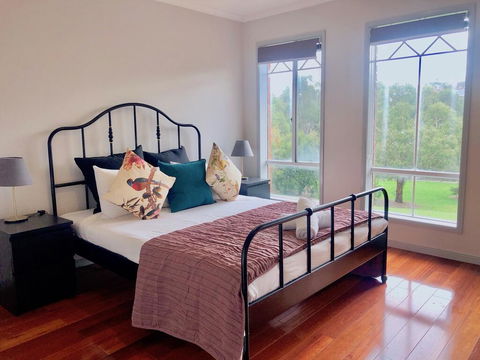 Elegant Glen House 4B5B ParkFront - Tourism Noosa 1