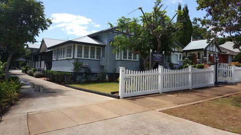Elindale House Bed & Breakfast - Tourism Noosa 0