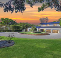 Elk Estate - Tourism Noosa