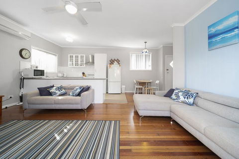 Eloora House, Blue Bay - Tourism Noosa 0
