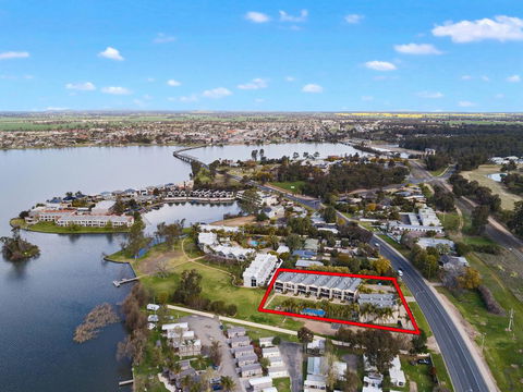 ELSINOR Townhouse 6 Mulwala - Tourism Noosa 3